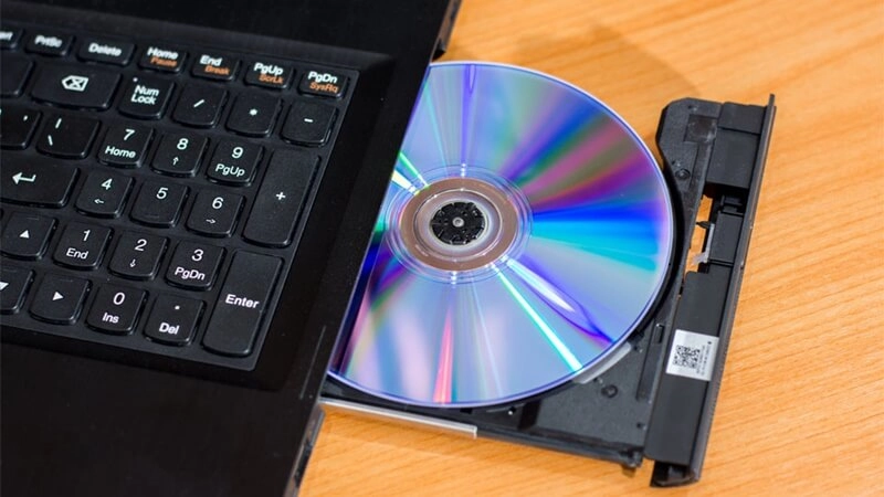 Cài Windows từ đĩa CD/DVD